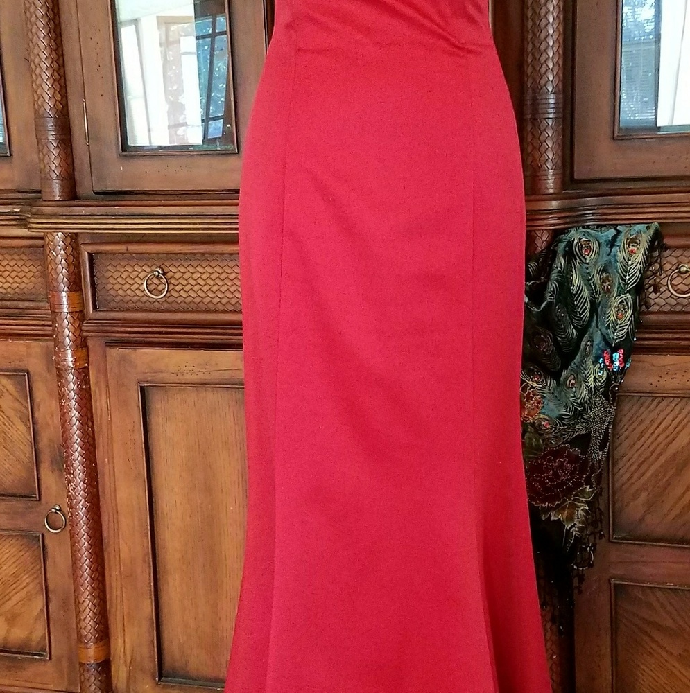 EUC ALLEN SCWARTZ SATIN BALL GOWN🥀 - Picture 3 of 7